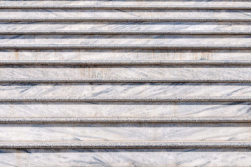 Marble steps, the rhythm of the stairs.