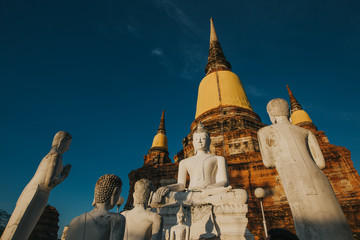 Fototapeta premium Wat Yai Chaimongkol Buddhist temple on Asahna Bucha Day. 