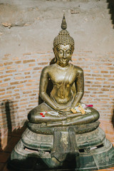 Fototapeta na wymiar Wat Yai Chaimongkol Buddhist temple on Asahna Bucha Day. 