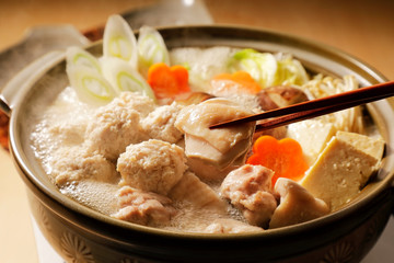 鶏鍋　Japanese chicken hot pot