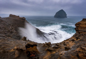 Fototapeta na wymiar Cape Kiwanda Storm - Oregon Coast