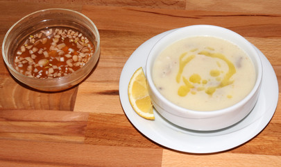 Traditional Ttripe Soup with Lemon