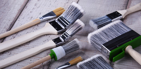 Different kinds of paintbrushes for home decorating purposes