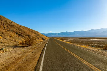 Gordijnen California Route in Death Valley © maksymowicz