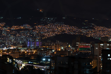 Fototapeta na wymiar Ciudad nocturna