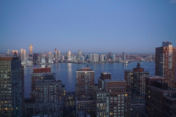 Fototapeta na wymiar Dawn in Battery Park City