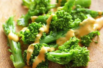 春野菜の菜の花とドレッシング