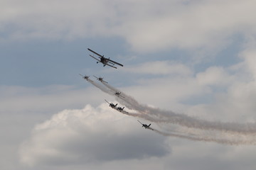 flying aeroplan An2 Antonow © grzegorz