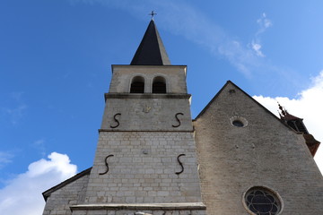 Fototapeta na wymiar Abbaye d'Ambronay construite au 8 ème siècle - Département de l'Ain - Région Rhône Alpes - France - Vue extérieure