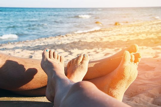 Leg beach online