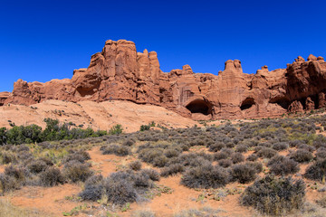 Fototapeta premium Great natural stone arches View in the Arches National Park, USA