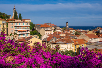 Obraz premium View on Menton in French Riviera with Bougainvilleas