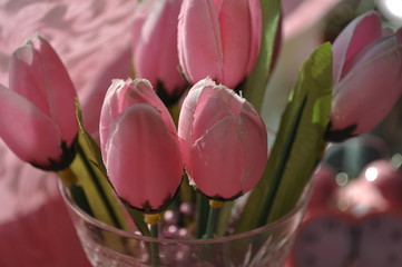 Fototapeta premium bouquet of pink tulips