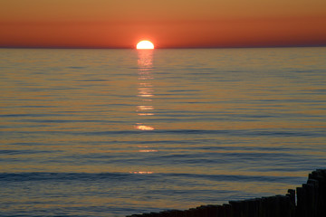 Sunset in the Ustronie Morskie. © RegnumInvictum