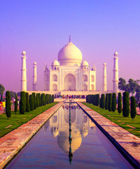 The Taj Mahal is an ivory-white marble mausoleum on the south bank of the Yamuna river in the...