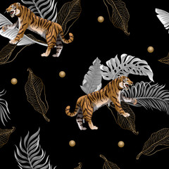 Obraz premium Seamless pattern with tigers and leaves. Vector.