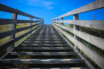 Fototapeta premium escalier menant au ciel