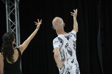 dancer hand, contemporary dance performance, contact improvisation