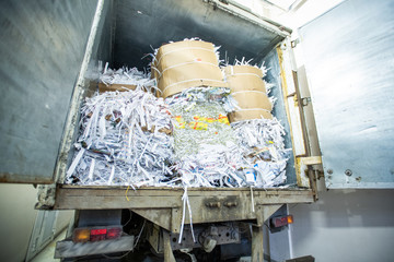 Paper recycling