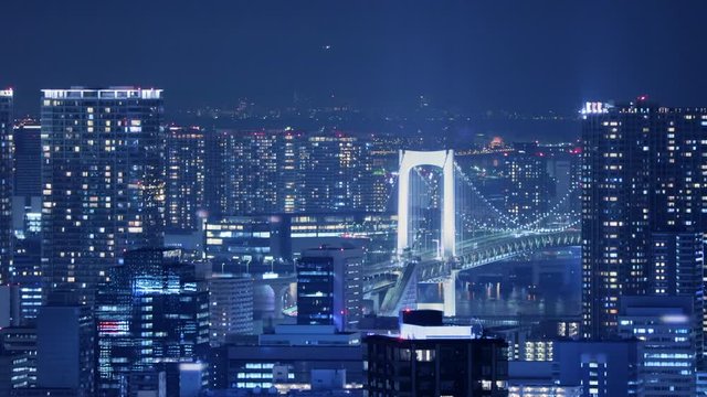 光が溢れる東京の夜景　早回し再生