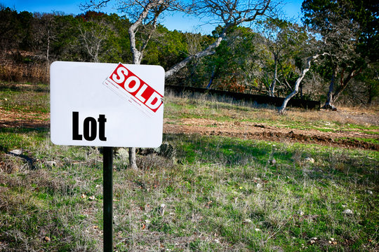 Land Sale. Sign 