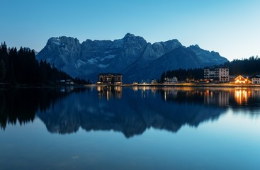 Obraz premium Dolomites lake reflection