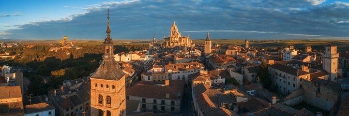 Fototapeta premium Segovia Cathedral aerial panorama view