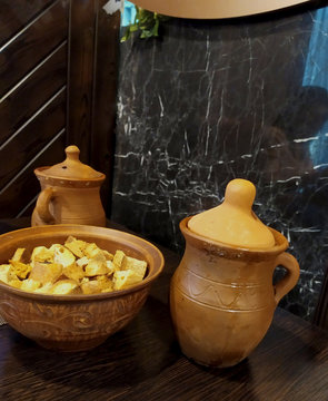 Azerbaijani Sheki piti soup prepared with mutton, tail fat, chickpeas, potato, onions, dried alycha and saffron and cooked in a clay pot