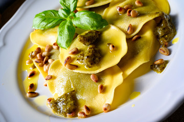 Vegetariano italiano! Tortelli with roasted pine nuts and pesto basilico