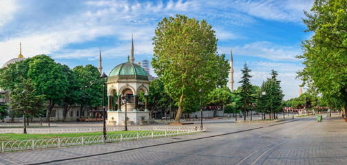 Naklejka premium Sultan Ahmed Park in Istanbul, Turkey