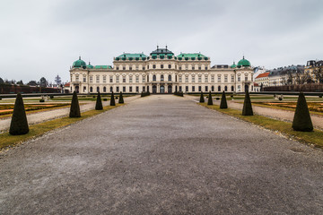 Fototapeta na wymiar Belvedere Palace gardens