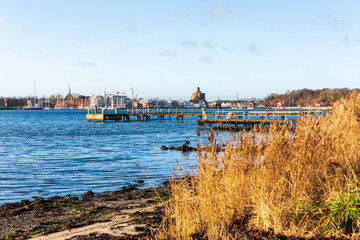 Fototapeta na wymiar Blick auf die Stadt Eckernförde an der Ostsee im Winter