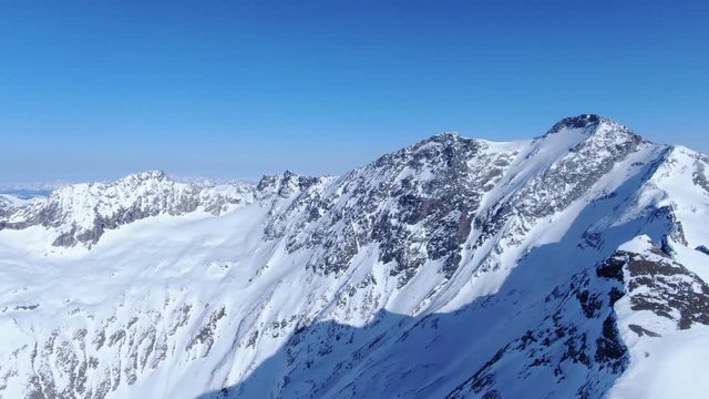 Zimowy urlop w Karyntii - Krajobraz G&oacute;r - Południowa Austria