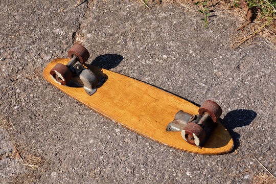 60S Skateboard" Images – Browse 43 Stock Photos, Vectors, and Video | Adobe  Stock