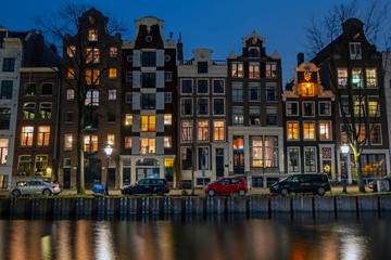 Fototapeta na wymiar City scenic from Amsterdam in the Netherlands at night