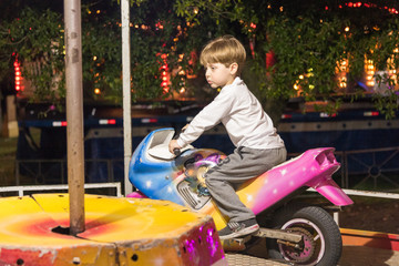 Play and happiness at the amusement park