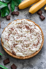 Banoffee pai with pickled pretzels and cream chise.