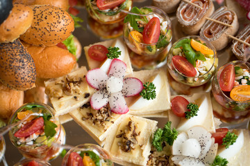 Toasts cocktails