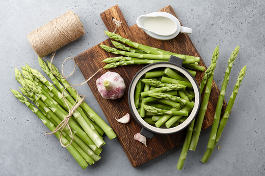 Fresh green asparagus cooking