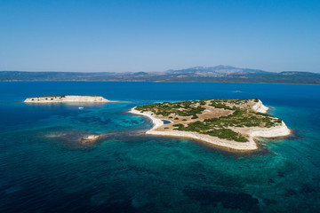 Fototapeta na wymiar Isole Tomaria