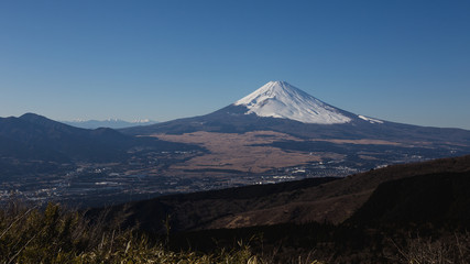 Fototapeta na wymiar 芦ノ湖スカイラインからの富士山