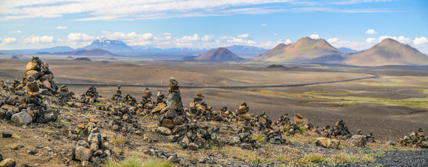 Paysage volcanique panoramique en Islande