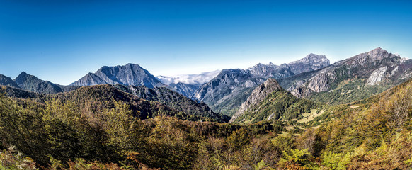 Fototapeta na wymiar Picos de Europa from the province of Leon
