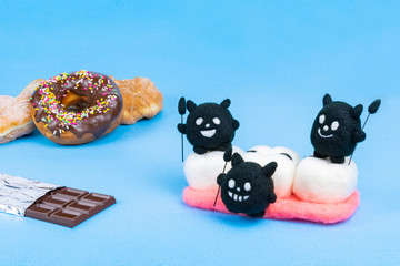 虫歯菌　イメージ