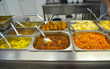 Second meals on the food distribution line in the self-service dining room