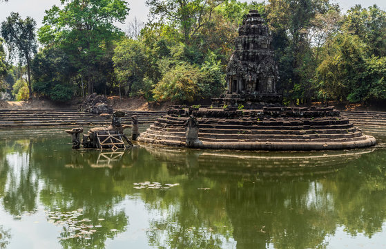 Indochina Discovery jungles of Angkor, Cambodia