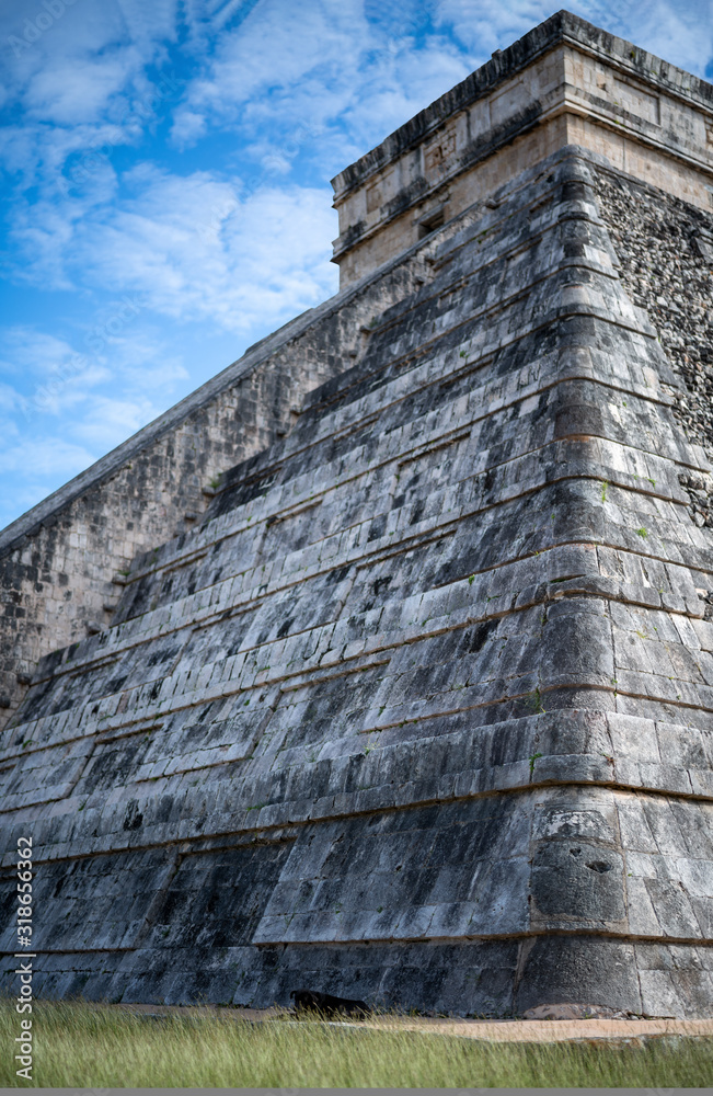 Wall mural mexican culture.historical landmark.pyramid 1