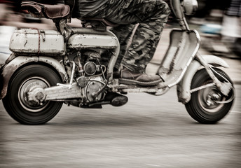 Lambretta Londoner Exhaust  - New Lambretta By Lambretta Thailand Shop.