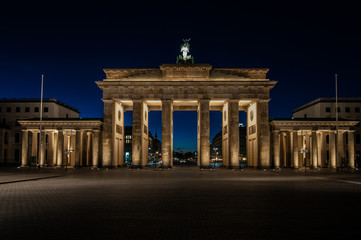 Obraz premium Brandenburger Tor bei Nacht Berlin Deutschlanf Germany