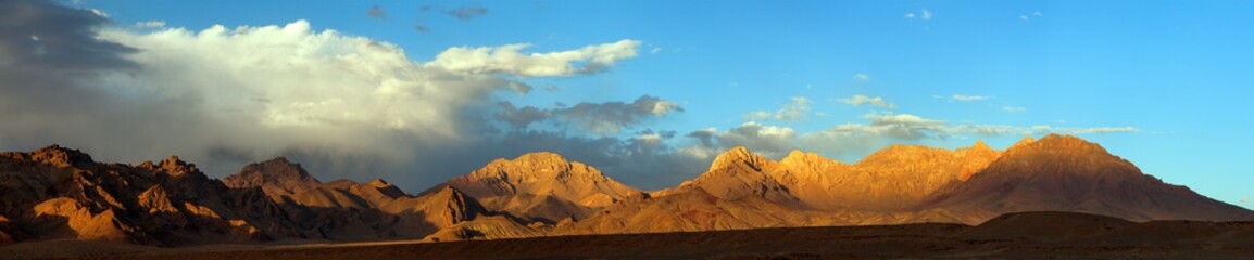 Naklejka na ściany i meble Pamir mountains area in Tajikistan